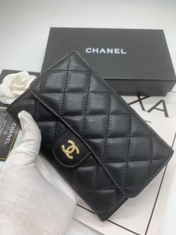 コピーシャネル激安財布背面デザイン